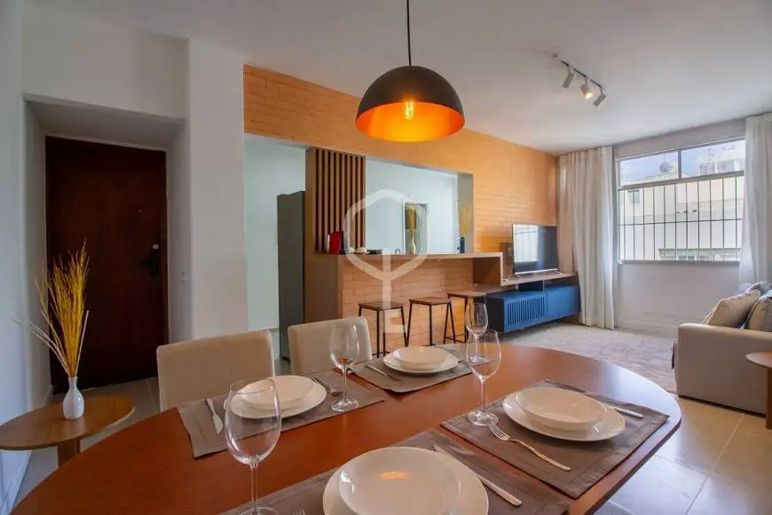 Foto 1 de Apartamento com 3 Quartos para alugar, 90m² em Leblon, Rio de Janeiro