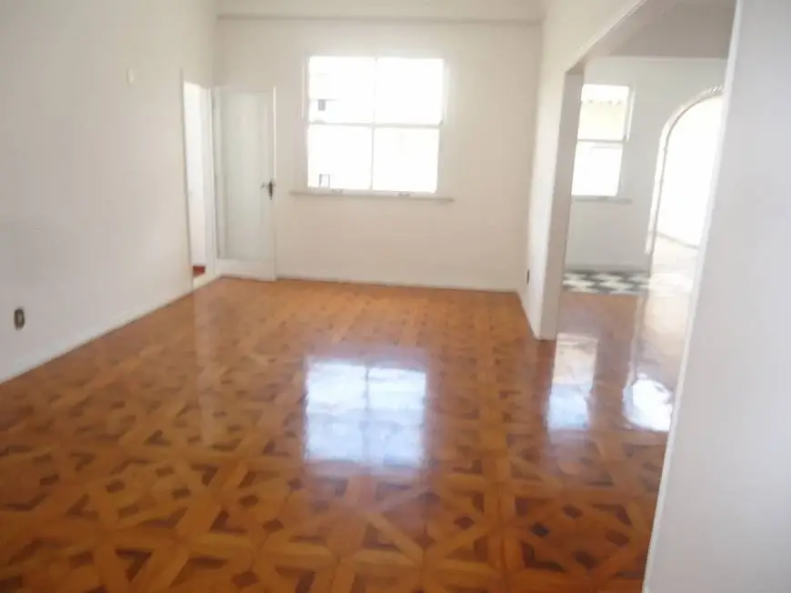 Foto 3 de Apartamento com 3 Quartos para alugar, 235m² em Leme, Rio de Janeiro