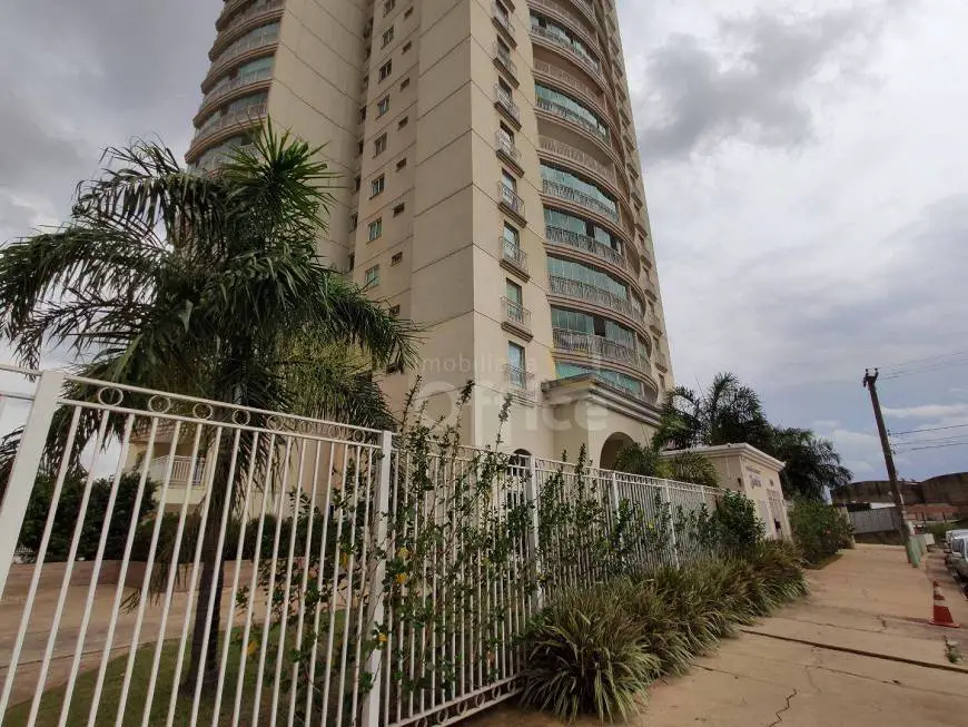 Foto 1 de Apartamento com 3 Quartos à venda, 140m² em Maracana, Anápolis