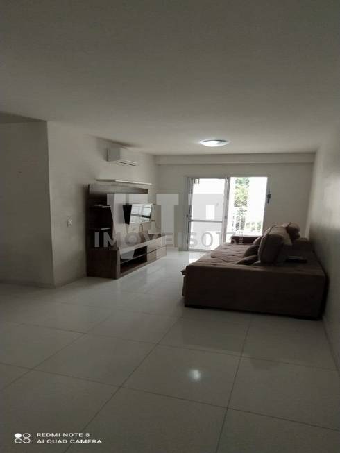 Foto 2 de Apartamento com 3 Quartos para venda ou aluguel, 84m² em Marapé, Santos
