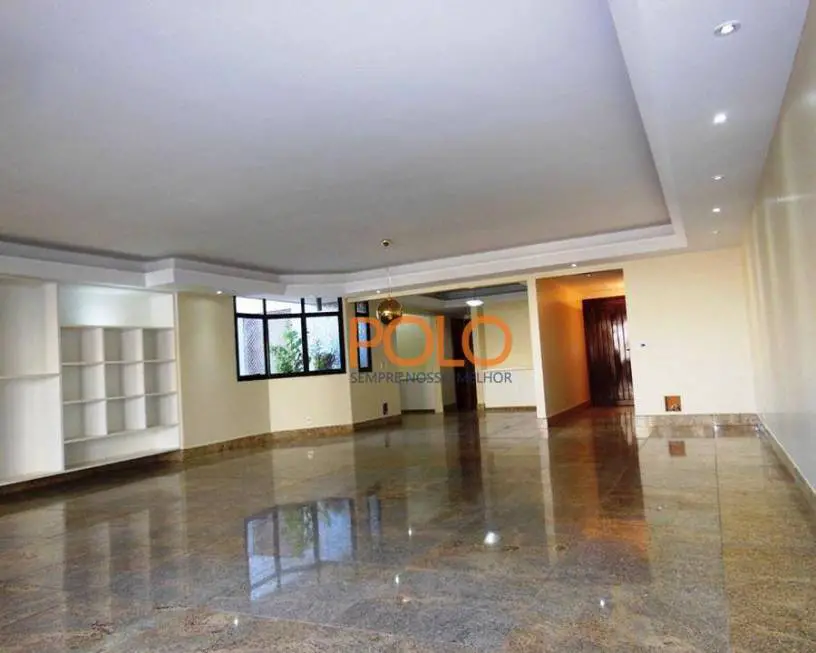 Foto 3 de Apartamento com 3 Quartos à venda, 272m² em Martins, Uberlândia