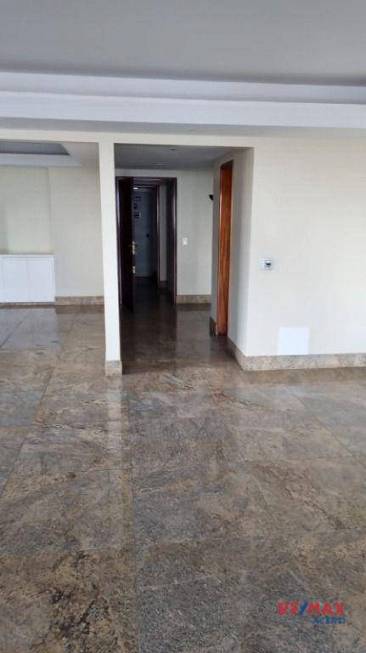 Foto 4 de Apartamento com 3 Quartos à venda, 285m² em Martins, Uberlândia