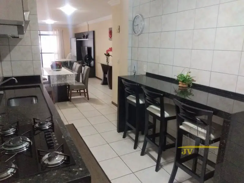 Foto 4 de Apartamento com 3 Quartos para alugar, 115m² em Meia Praia, Itapema