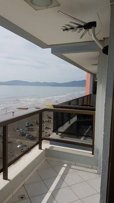 Foto 2 de Apartamento com 3 Quartos para alugar, 115m² em Meia Praia, Itapema