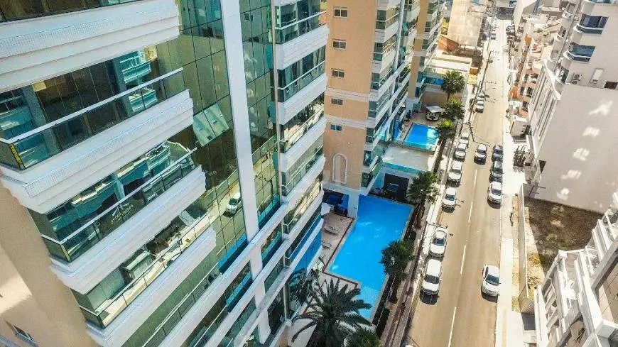 Foto 3 de Apartamento com 3 Quartos à venda, 137m² em Meia Praia, Itapema