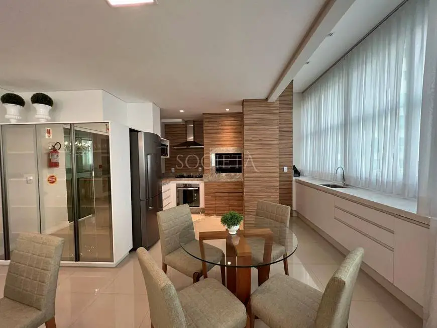 Foto 4 de Apartamento com 3 Quartos à venda, 138m² em Meia Praia, Itapema