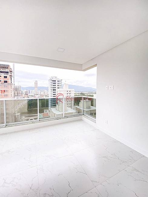 Foto 1 de Apartamento com 3 Quartos à venda, 138m² em Meia Praia, Itapema