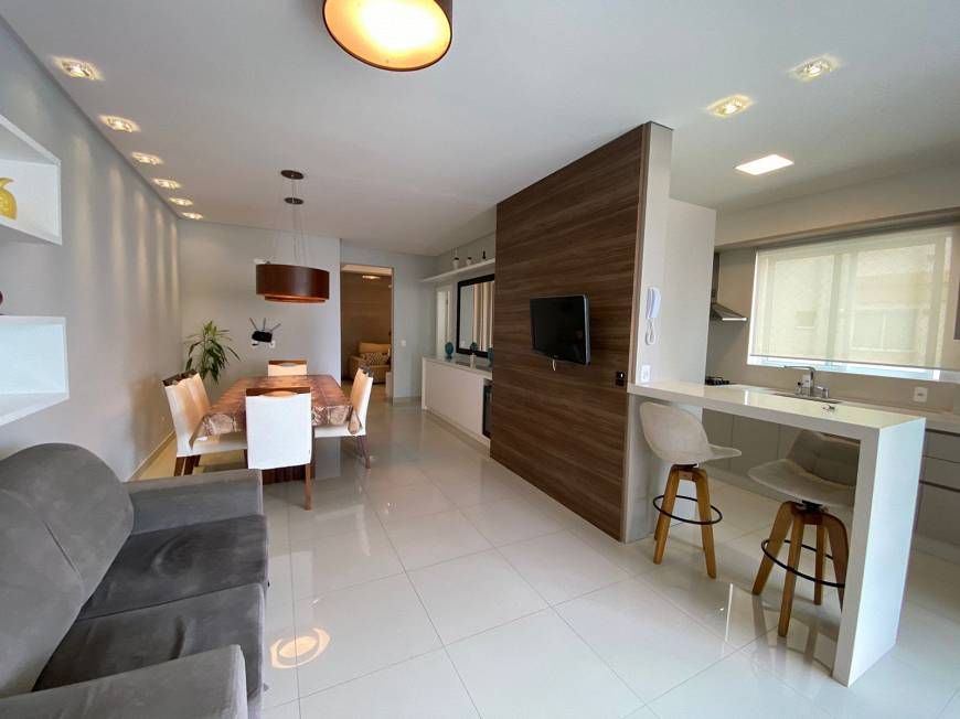 Foto 1 de Apartamento com 3 Quartos à venda, 145m² em Meia Praia, Itapema