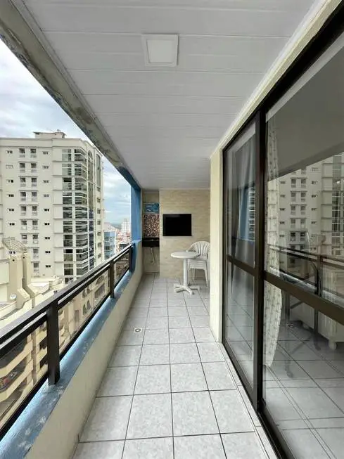 Foto 1 de Apartamento com 3 Quartos à venda, 80m² em Meia Praia, Itapema