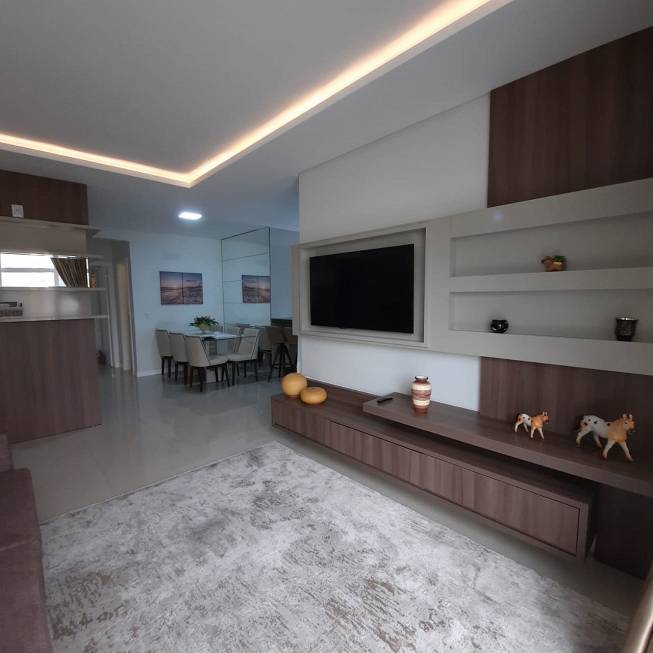 Foto 3 de Apartamento com 3 Quartos para alugar, 90m² em Meia Praia, Itapema