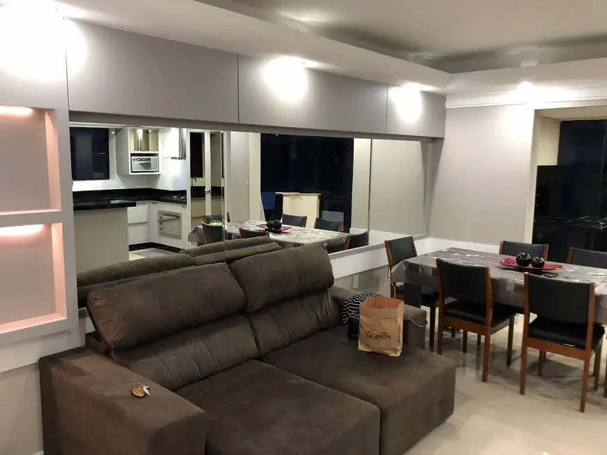 Foto 3 de Apartamento com 3 Quartos para alugar, 90m² em Meia Praia, Itapema