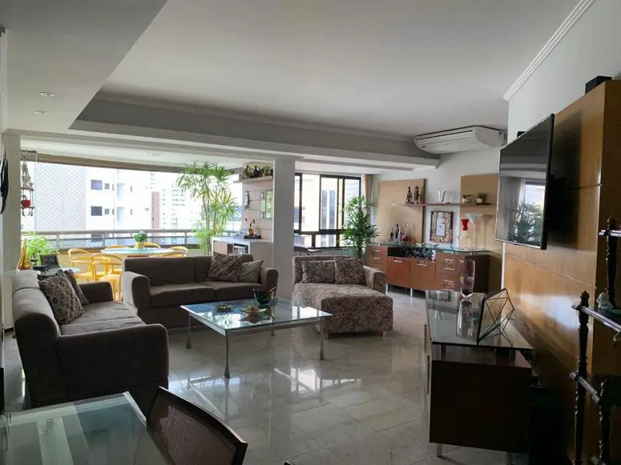 Foto 1 de Apartamento com 3 Quartos à venda, 154m² em Meireles, Fortaleza