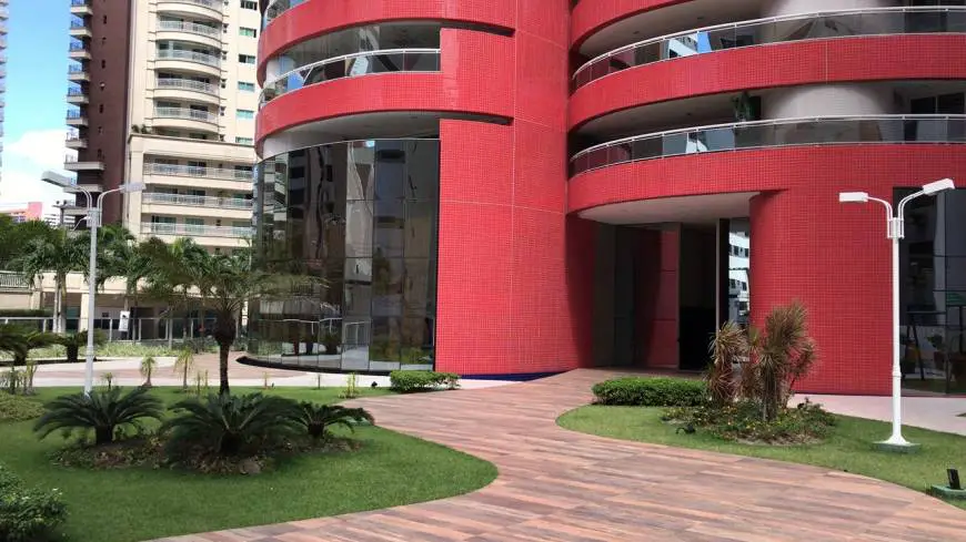 Foto 1 de Apartamento com 3 Quartos à venda, 225m² em Meireles, Fortaleza