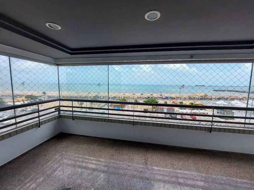 Foto 1 de Apartamento com 3 Quartos à venda, 254m² em Meireles, Fortaleza
