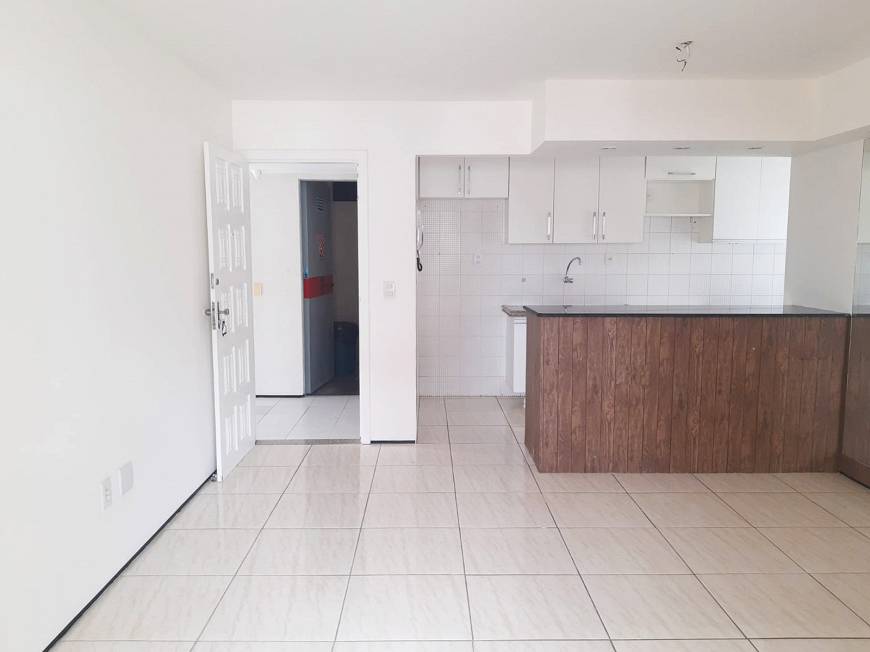 Foto 1 de Apartamento com 3 Quartos à venda, 65m² em Meireles, Fortaleza