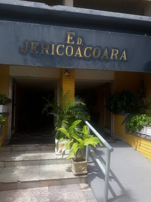 Foto 2 de Apartamento com 3 Quartos para alugar, 95m² em Meireles, Fortaleza