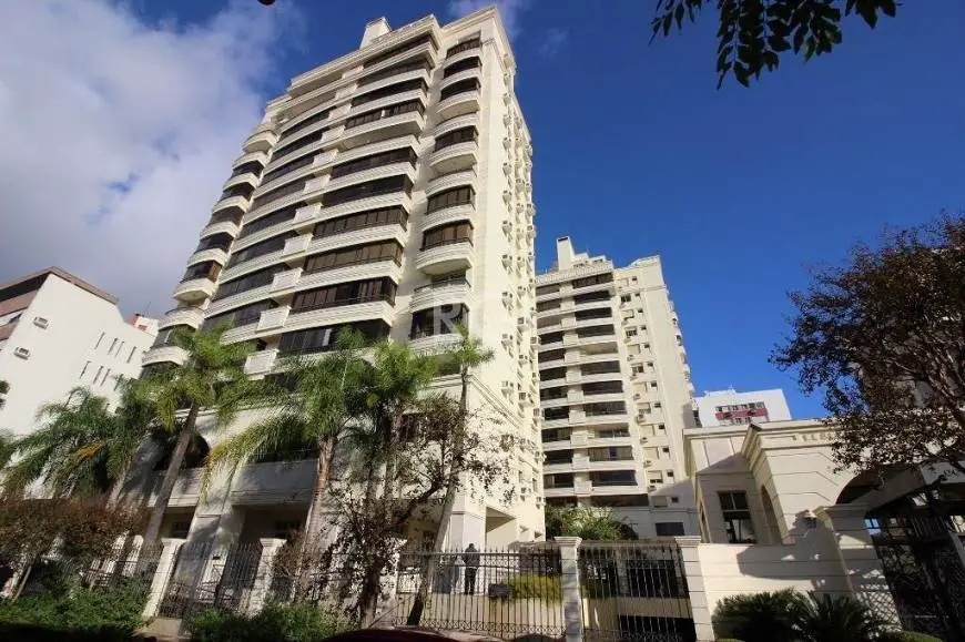 Foto 1 de Apartamento com 3 Quartos à venda, 137m² em Menino Deus, Porto Alegre
