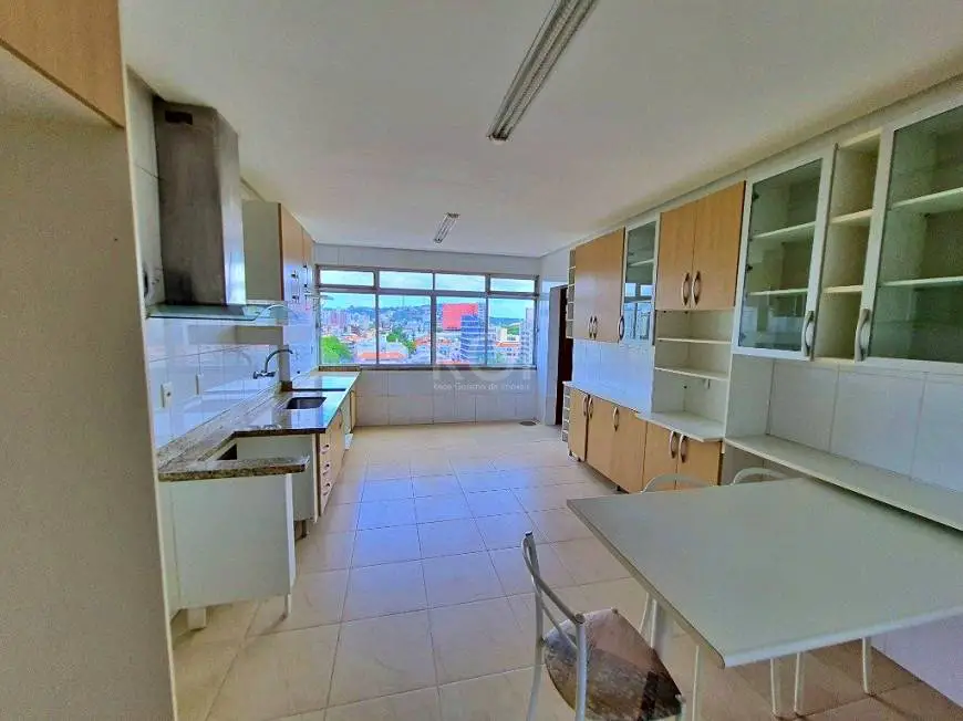 Foto 4 de Apartamento com 3 Quartos à venda, 141m² em Menino Deus, Porto Alegre