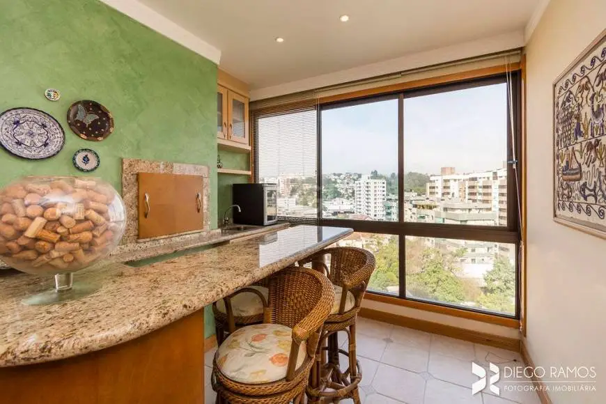 Foto 3 de Apartamento com 3 Quartos à venda, 94m² em Menino Deus, Porto Alegre