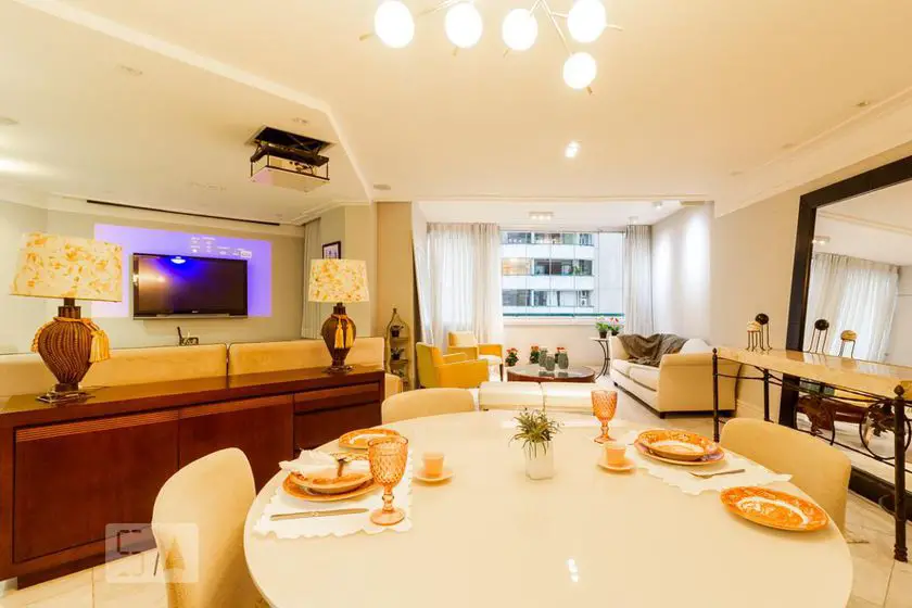 Foto 1 de Apartamento com 3 Quartos para alugar, 120m² em Moema, São Paulo