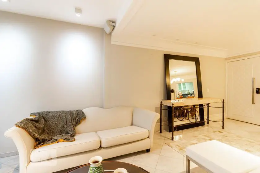 Foto 3 de Apartamento com 3 Quartos para alugar, 120m² em Moema, São Paulo