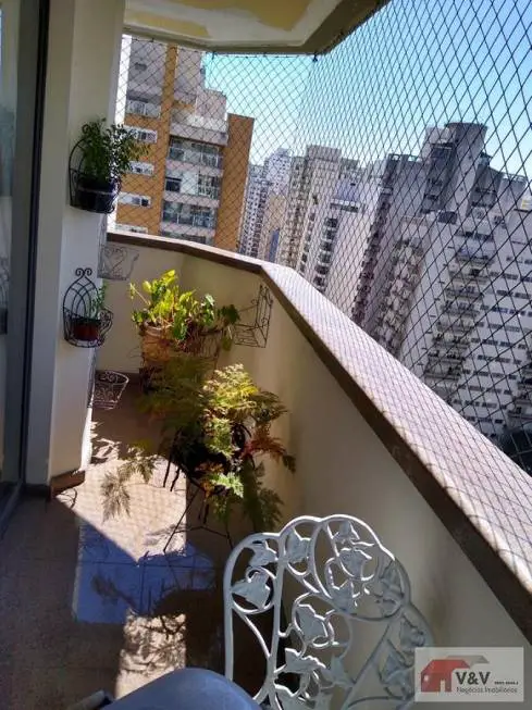 Foto 3 de Apartamento com 3 Quartos à venda, 127m² em Moema, São Paulo