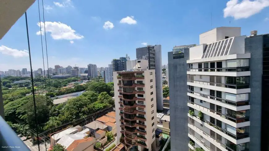 Foto 2 de Apartamento com 3 Quartos à venda, 157m² em Moema, São Paulo
