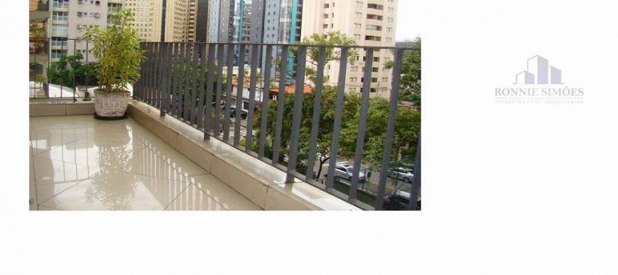Foto 1 de Apartamento com 3 Quartos à venda, 170m² em Moema, São Paulo