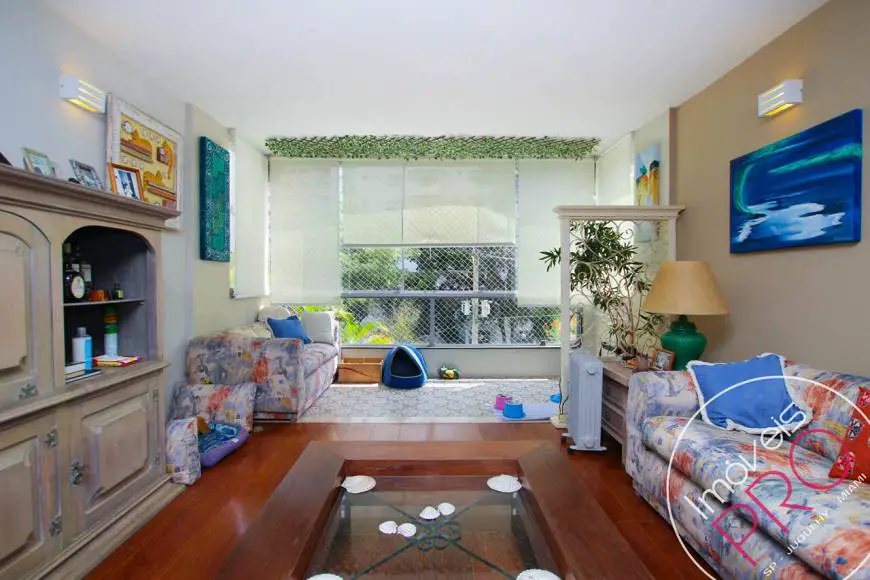 Foto 3 de Apartamento com 3 Quartos para alugar, 182m² em Moema, São Paulo