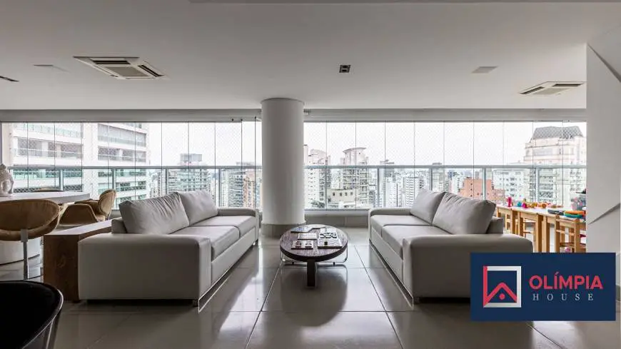 Foto 5 de Apartamento com 3 Quartos para alugar, 335m² em Moema, São Paulo