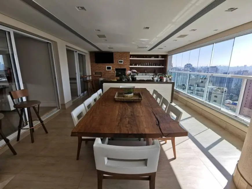 Foto 1 de Apartamento com 3 Quartos à venda, 335m² em Moema, São Paulo