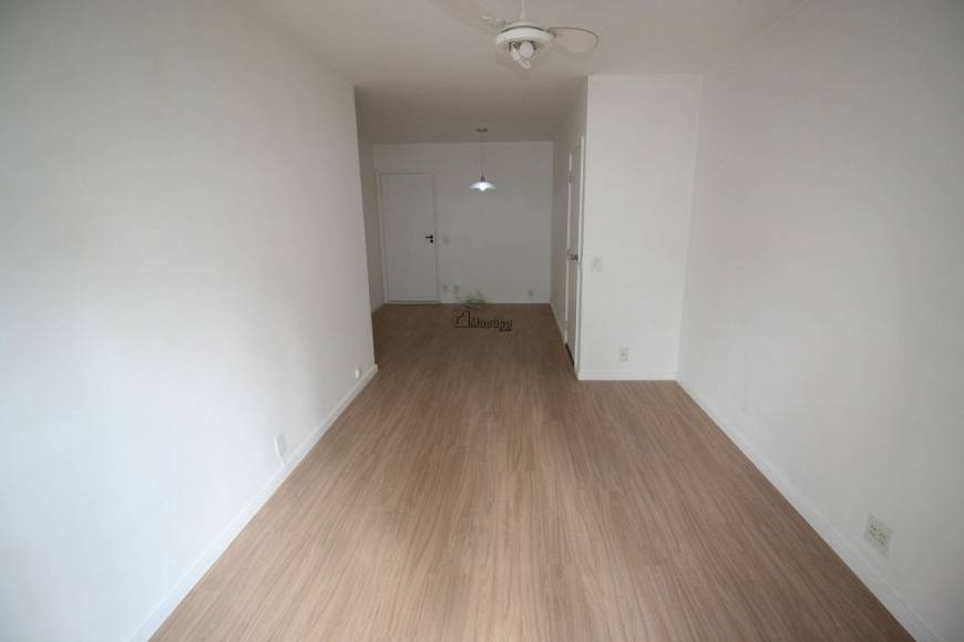 Foto 5 de Apartamento com 3 Quartos para alugar, 83m² em Moema, São Paulo