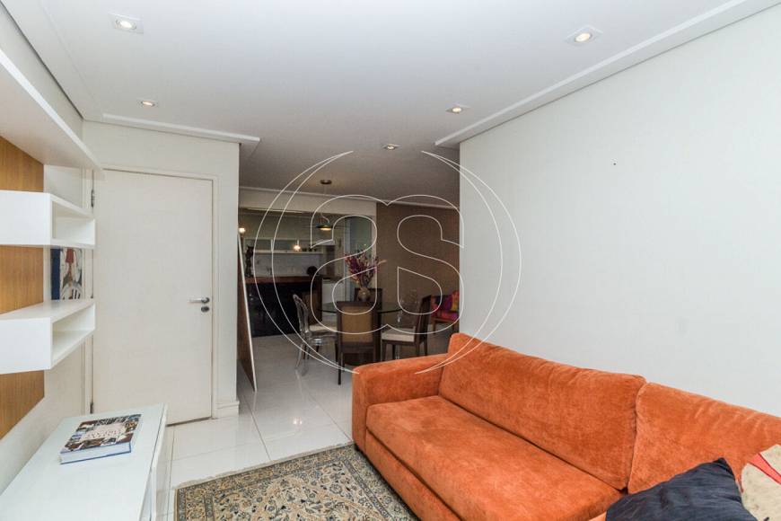 Foto 4 de Apartamento com 3 Quartos para alugar, 90m² em Moema, São Paulo