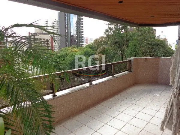 Foto 2 de Apartamento com 3 Quartos à venda, 139m² em Mont' Serrat, Porto Alegre