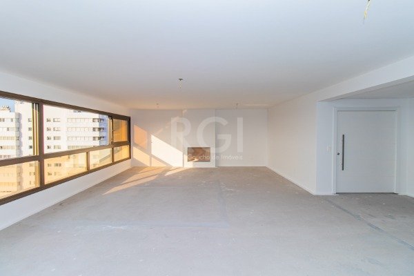 Foto 3 de Apartamento com 3 Quartos à venda, 290m² em Mont' Serrat, Porto Alegre