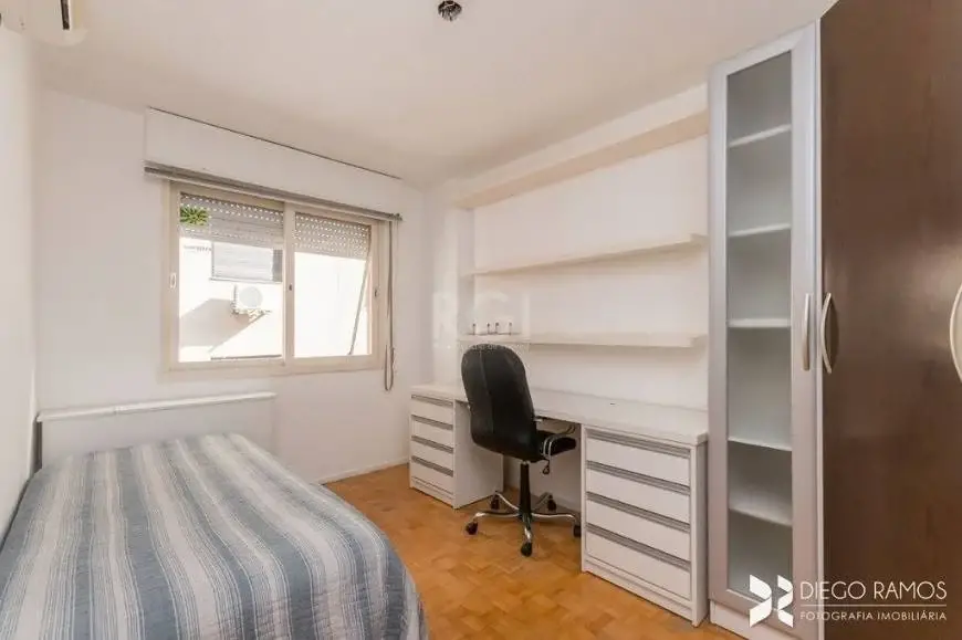 Foto 5 de Apartamento com 3 Quartos à venda, 76m² em Mont' Serrat, Porto Alegre