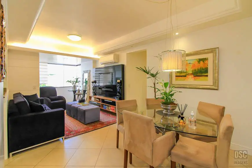 Foto 1 de Apartamento com 3 Quartos à venda, 83m² em Mont' Serrat, Porto Alegre