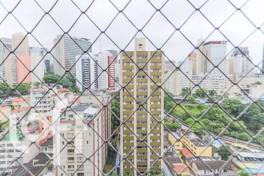 Foto 2 de Apartamento com 3 Quartos à venda, 117m² em Morro dos Ingleses, São Paulo