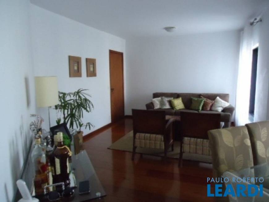 Foto 2 de Apartamento com 3 Quartos para venda ou aluguel, 140m² em Morumbi, São Paulo