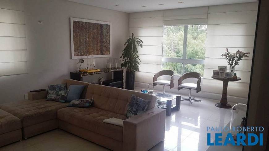 Foto 1 de Apartamento com 3 Quartos à venda, 184m² em Morumbi, São Paulo