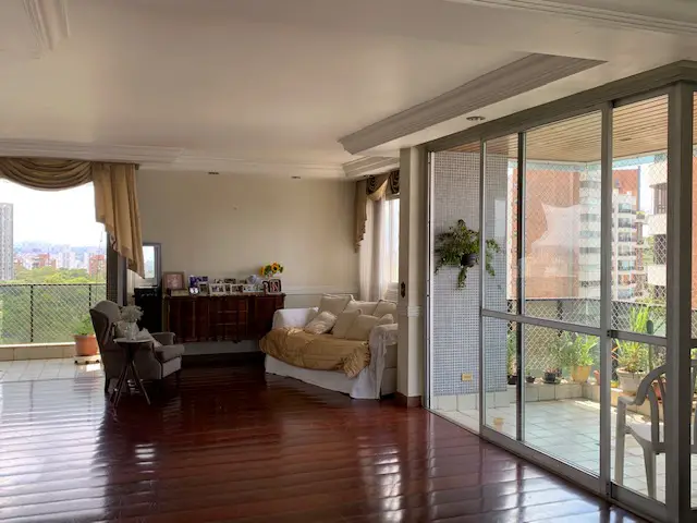 Foto 2 de Apartamento com 3 Quartos à venda, 196m² em Morumbi, São Paulo