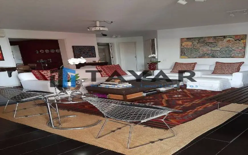 Foto 2 de Apartamento com 3 Quartos à venda, 240m² em Morumbi, São Paulo