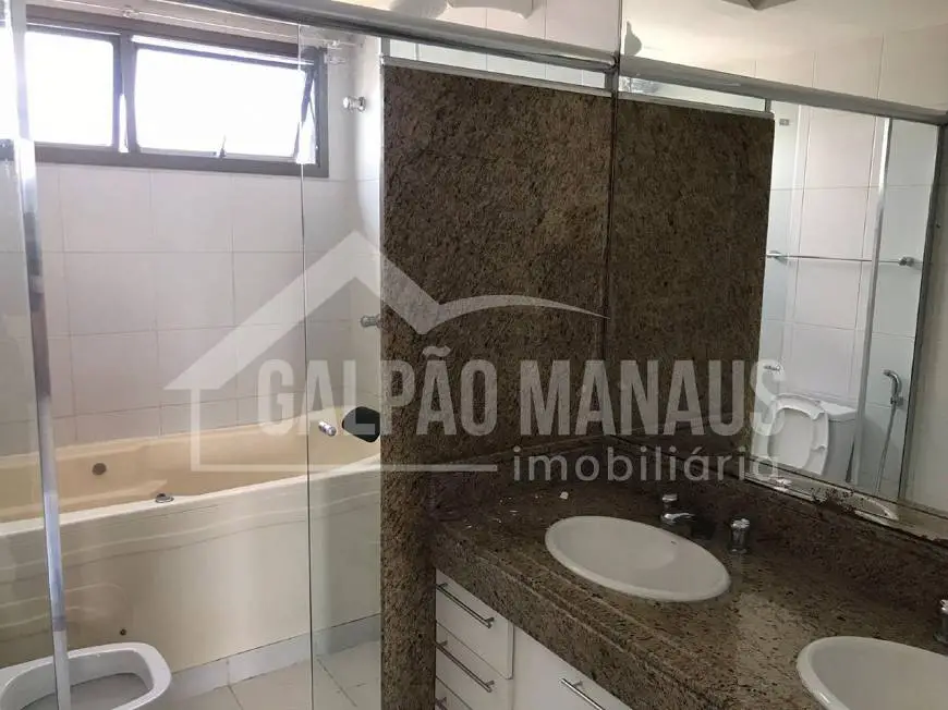 Foto 2 de Apartamento com 3 Quartos para alugar, 331m² em Nossa Senhora das Graças, Manaus