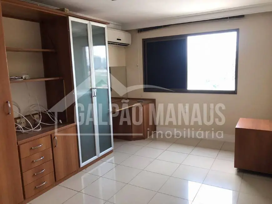 Foto 3 de Apartamento com 3 Quartos para alugar, 331m² em Nossa Senhora das Graças, Manaus