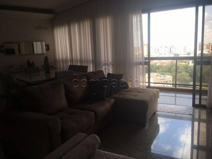 Foto 5 de Apartamento com 3 Quartos para alugar, 200m² em Nova Redentora, São José do Rio Preto