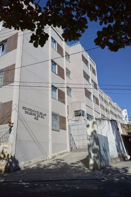 Foto 1 de Apartamento com 3 Quartos para alugar, 67m² em Paineiras, Juiz de Fora