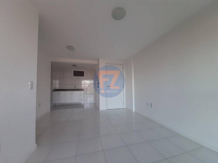 Foto 4 de Apartamento com 3 Quartos para alugar, 70m² em Papicu, Fortaleza