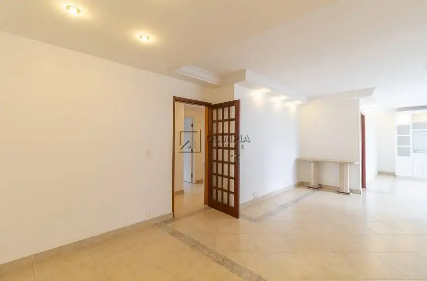 Foto 4 de Apartamento com 3 Quartos para alugar, 161m² em Paraíso, São Paulo