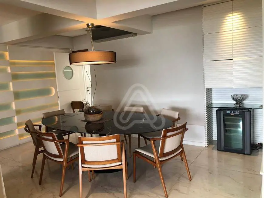 Foto 1 de Apartamento com 3 Quartos à venda, 215m² em Paraíso, São Paulo