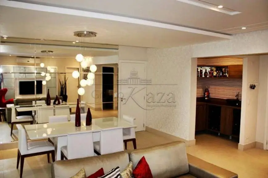Foto 3 de Apartamento com 3 Quartos à venda, 190m² em Parque Residencial Aquarius, São José dos Campos